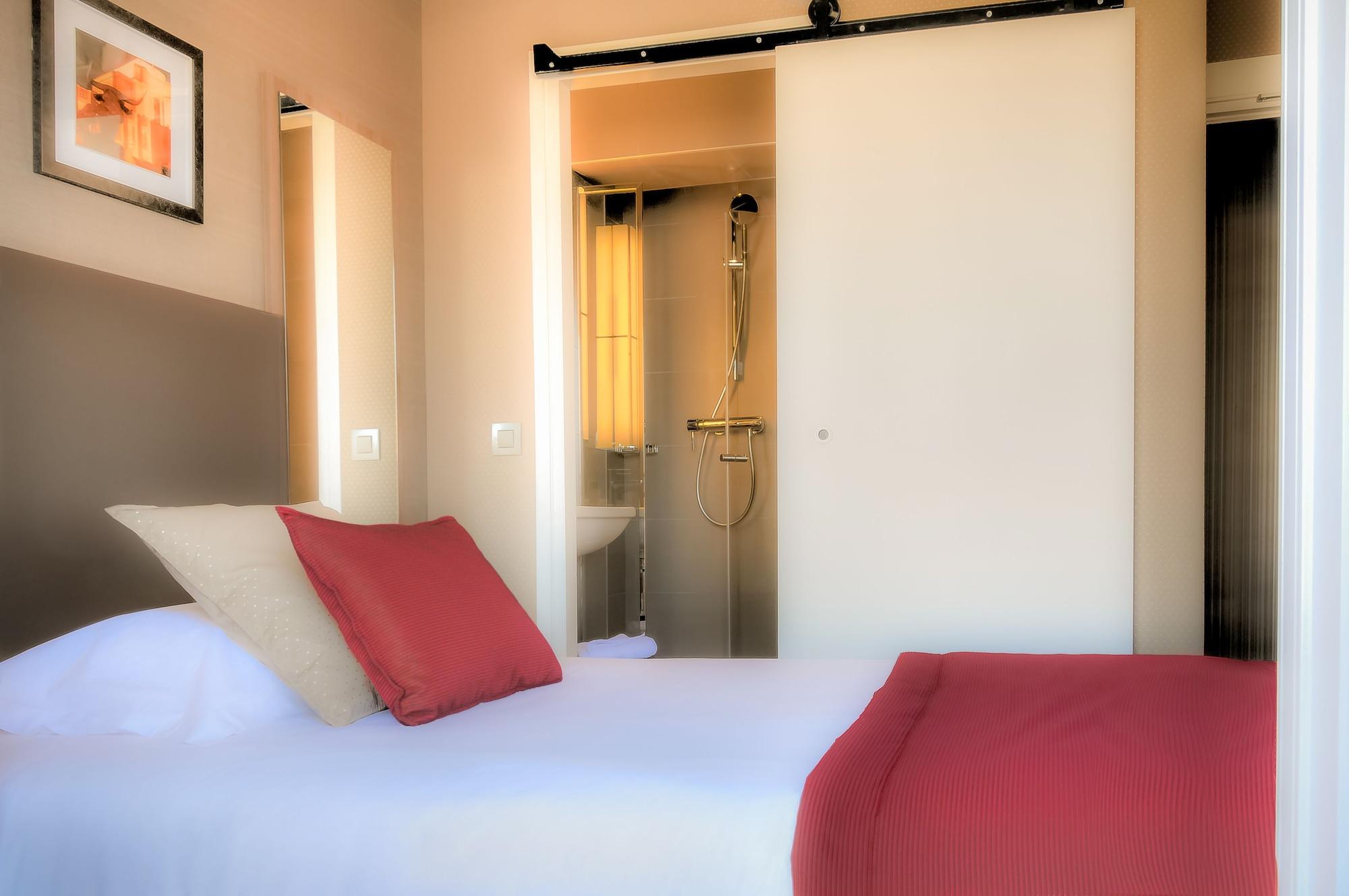 Hotel Marais Bastille Париж Экстерьер фото